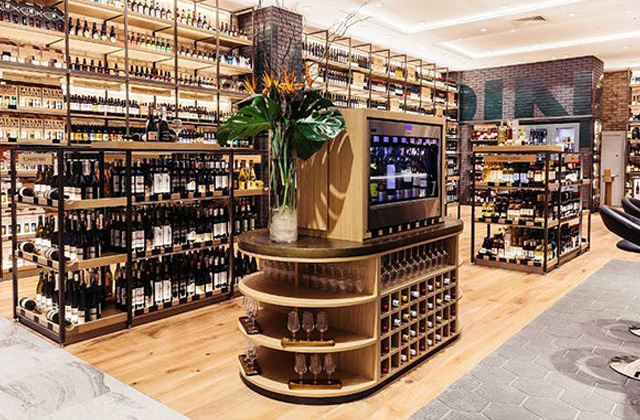 Commercial liquor racks