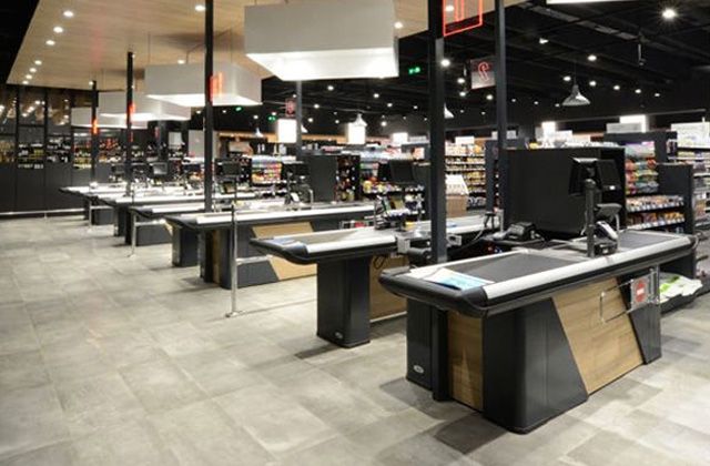 Electric conveyor belt checkout counter